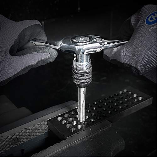 Champion Cutting CS60P-A Tap and Die Set