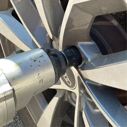 CTA 4001 Emergency Lug Nut Remover