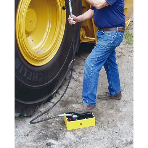 ESCO 10592 5 Quart Metal Reservoir Air Hydraulic Pump