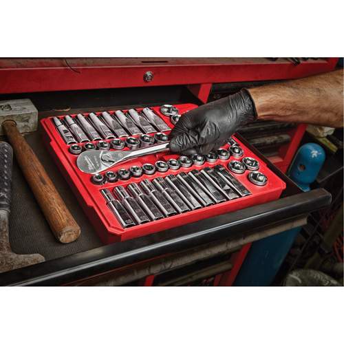 Milwaukee ML48-22-9010 47-Piece SAE &amp; Metric Ratchet &amp; Socket Set