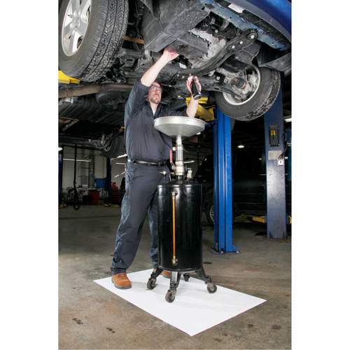 NEW PIG 26400 PIG&reg; Heavyweight Oil-Only Absorbent Mat Roll, 30" W x 150' L