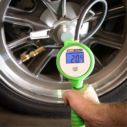 GREAT NECK 24412 Digital Tire Inflator