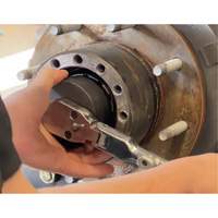 Lisle 31520 12-Pin Axle Nut Socket for GM