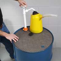 NEW PIG 25103 PIG&reg; Lightweight Barrel Top Absorbent Mat for 55 gal. Drums with 2 Bungs (.75" Dia. and 2" Dia.)