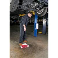 NEW PIG 26300 PIG&reg; Mediumweight Oil-Only Absorbent Mat Pad in Dispenser Box, 15" W x 20" L